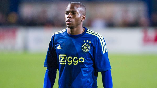 更是对球员 更是对球员