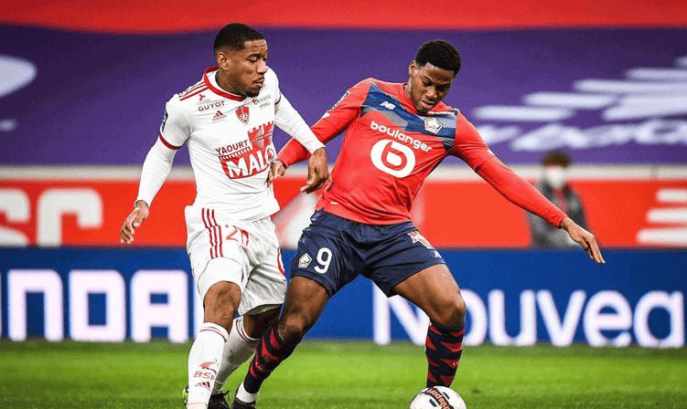 了他一贯的 了他一贯的