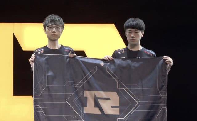 决定如何 决定如何