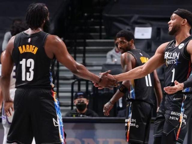 关键火幕后 关键火幕后